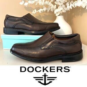 Dockers Men’s Leather Slip On Loafers Dark Brown Size 8.5 Wide EUC!